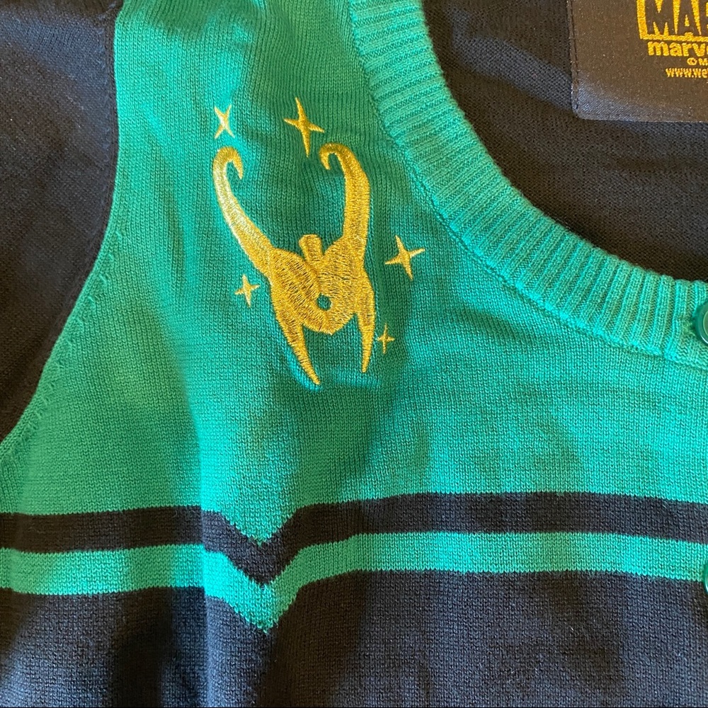 Marvel Thor Loki Helm Vintage Crop Cardigan Sweater - Picture 6 of 12